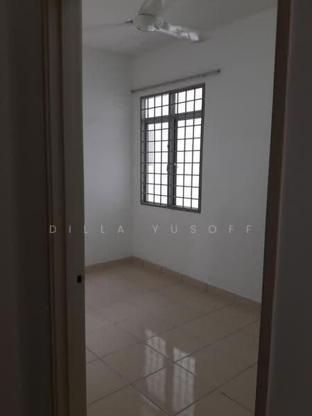 Condominium for Sale at Pearl Avenue - DILLA YUSOFF - Interior - PropertyGuru.com.my