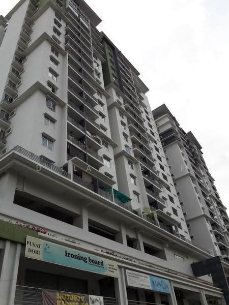 Condominium for Sale at Pearl Avenue - DILLA YUSOFF - PropertyGuru.com.my