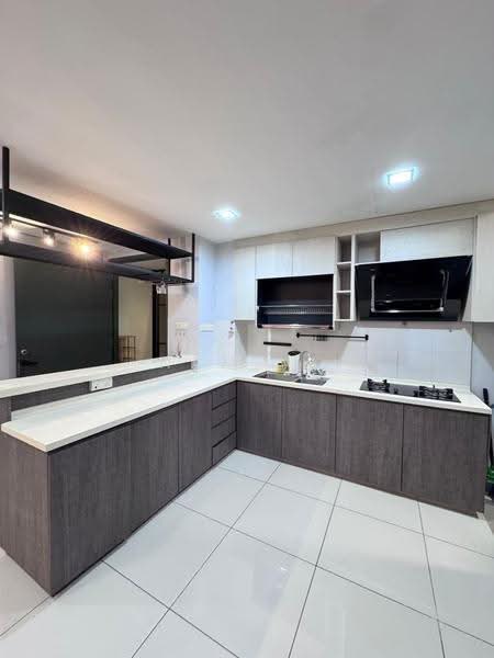 Kediaman Servis untuk Disewa di D'Ambience Residences (Pangsapuri Ikatan Flora) - Nam YC - Kitchen - PropertyGuru.com.my