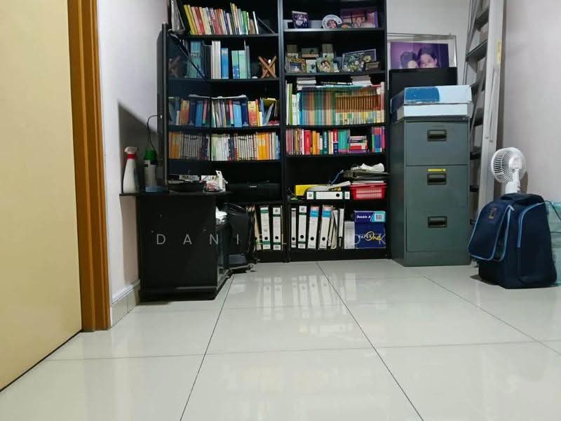 2-storey Terraced House for Sale in Bandar Botanic (Klang) - Daniel Kok - Study - PropertyGuru.com.my