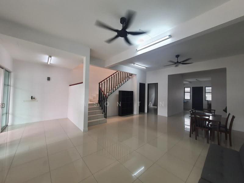 2-storey Terraced House for Rent in Bandar Saujana Putra (Tanjong Duabelas) - Jason Tan - Living Room - PropertyGuru.com.my
