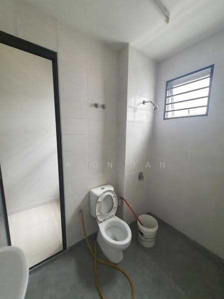 2-storey Terraced House for Rent in Bandar Saujana Putra (Tanjong Duabelas) - Jason Tan - Bathroom - PropertyGuru.com.my