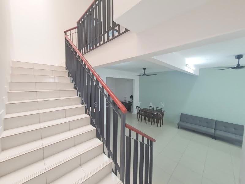 2-storey Terraced House for Rent in Bandar Saujana Putra (Tanjong Duabelas) - Jason Tan - Living Room - PropertyGuru.com.my