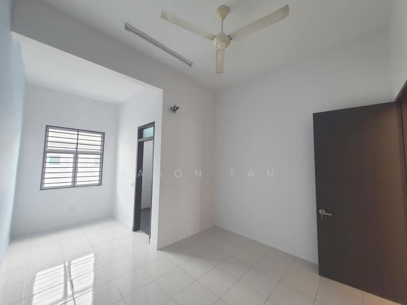 2-storey Terraced House for Rent in Bandar Saujana Putra (Tanjong Duabelas) - Jason Tan - Interior - PropertyGuru.com.my