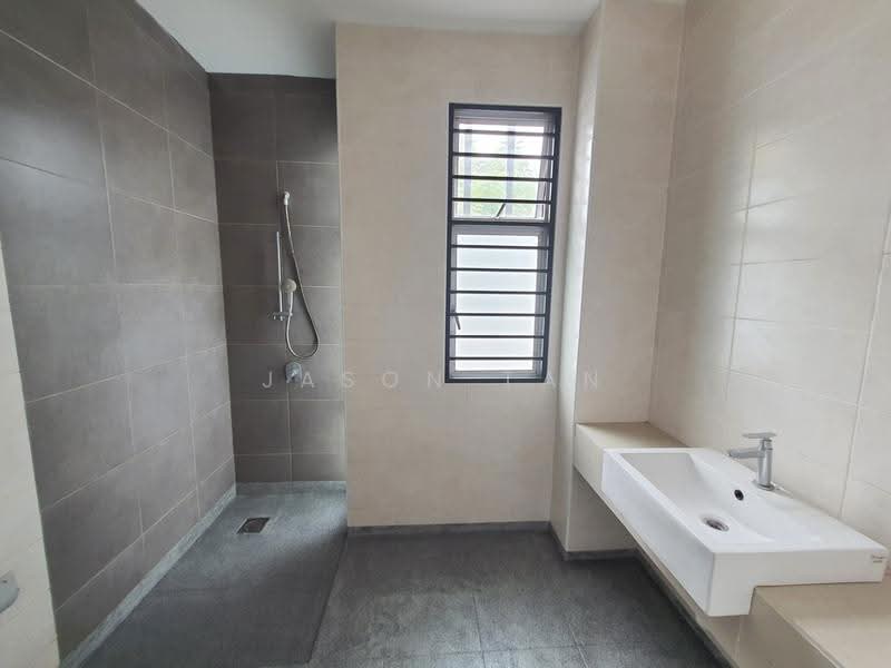 2-storey Terraced House for Rent in Bandar Saujana Putra (Tanjong Duabelas) - Jason Tan - Bathroom - PropertyGuru.com.my