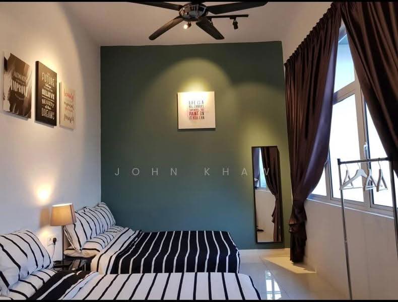 Kediaman Servis untuk Dijual di Skypod Residence - John Khaw - Bedroom - PropertyGuru.com.my