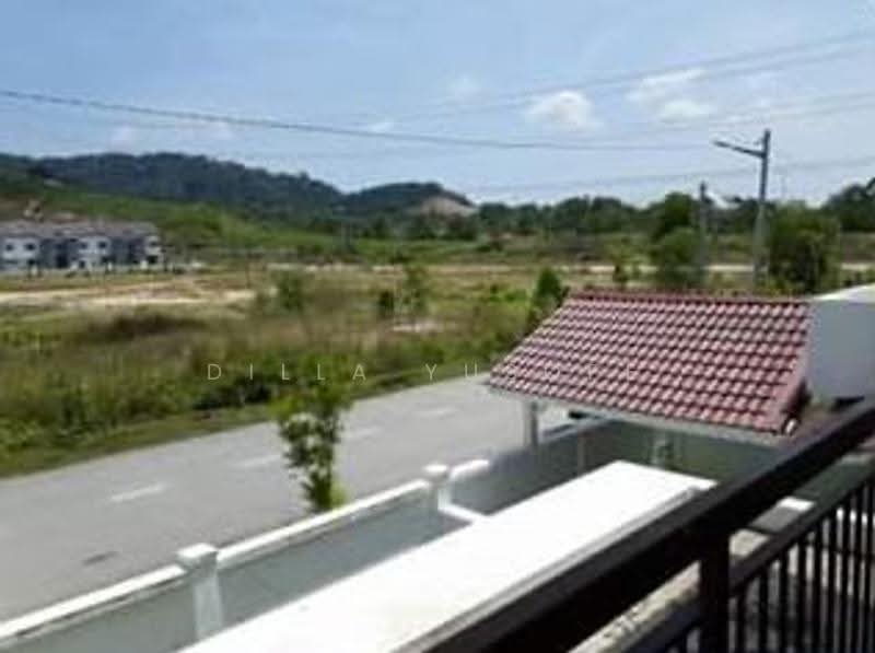 Rumah Teres 2-Tingkat untuk Dijual di Alam Suria (Puncak Alam) - DILLA YUSOFF - Exterior - PropertyGuru.com.my