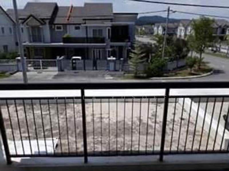 Rumah Teres 2-Tingkat untuk Dijual di Alam Suria (Puncak Alam) - DILLA YUSOFF - Exterior - PropertyGuru.com.my