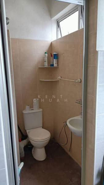 Pangsapuri untuk Disewa di Halaman Murni Apartment - Kent Chuah - Bathroom - PropertyGuru.com.my