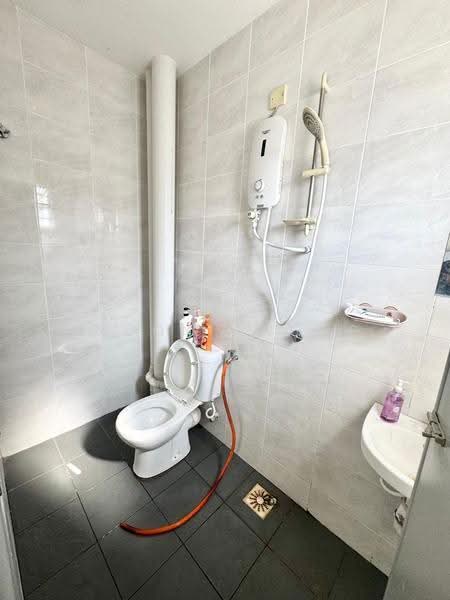 Apartment for Sale at Puncak Saujana - Eldon Chong - Bathroom - PropertyGuru.com.my