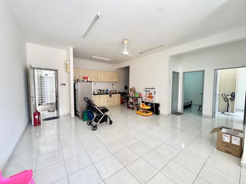 Apartment for Sale at Puncak Saujana - Eldon Chong - Living Room - PropertyGuru.com.my