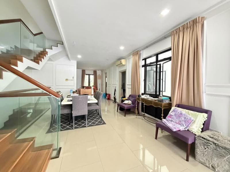 Rumah Bandar untuk Dijual di Taman Melawati (Ulu Kelang) - Izzah Alias - Living Room - PropertyGuru.com.my