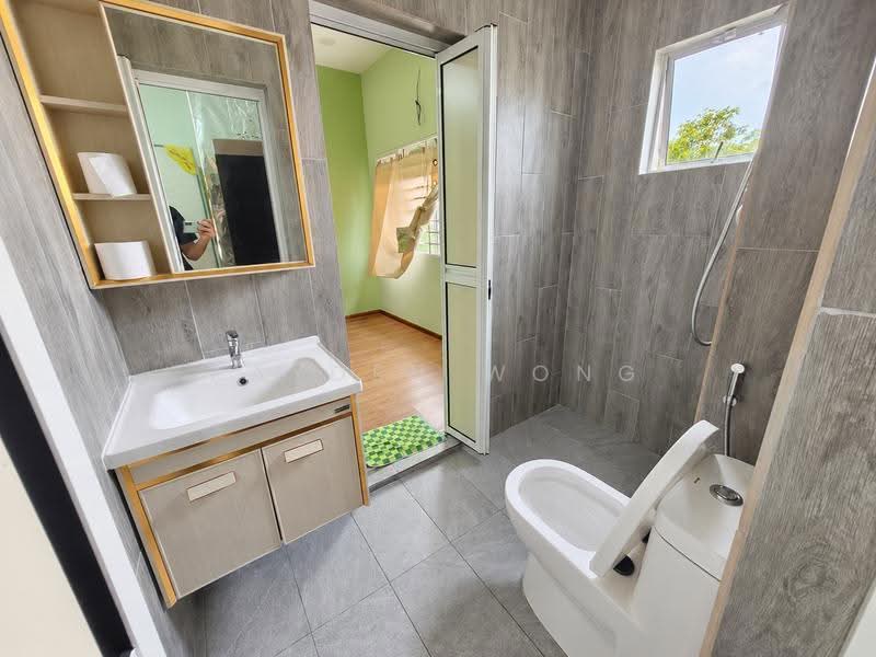 2.5-storey Terraced House for Sale in Bandar Bukit Puchong (Puchong) - Kayden Wong - Bathroom - PropertyGuru.com.my