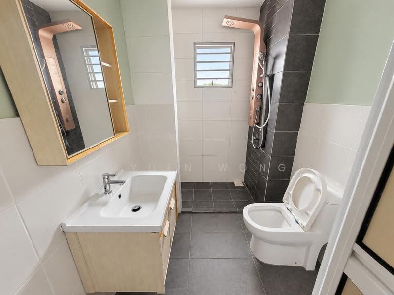 2.5-storey Terraced House for Sale in Bandar Bukit Puchong (Puchong) - Kayden Wong - Bathroom - PropertyGuru.com.my