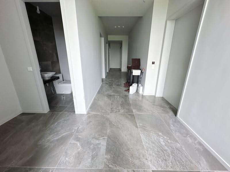 Kondominium untuk Dijual di Aetas Damansara - Hacken Gan - Corridor - PropertyGuru.com.my