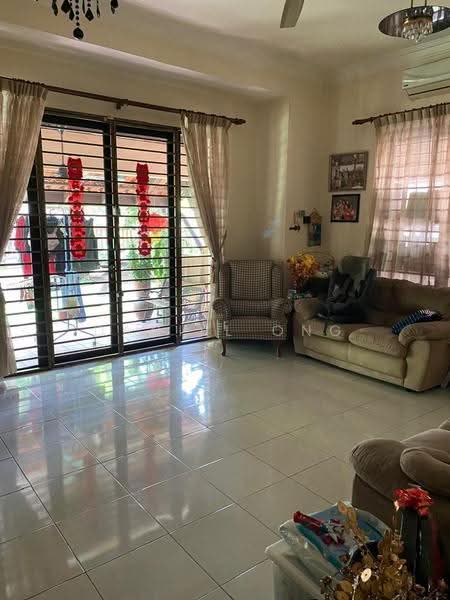 Rumah Teres 2-Tingkat untuk Dijual di Alam Damai (Cheras) - Daniel Ong - Living Room - PropertyGuru.com.my