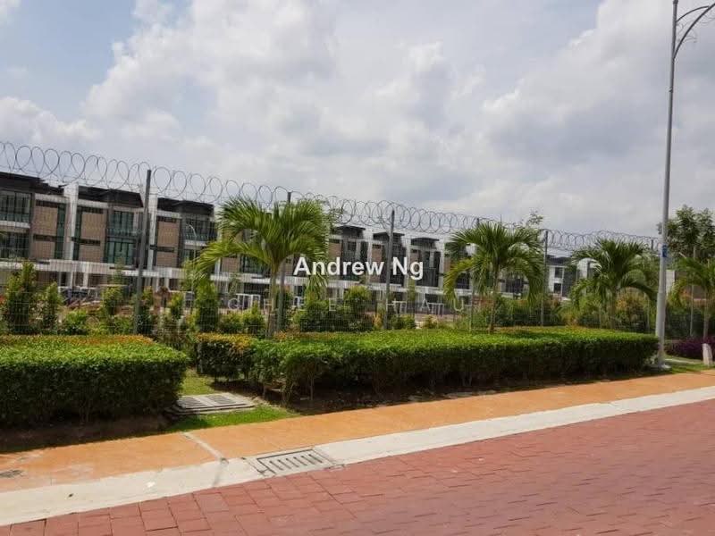 Bungalow House for Sale in Casa Idaman, Setia Alam,  Setia Eco Park (Setia Alam) - Chee Hau Ng - PropertyGuru.com.my