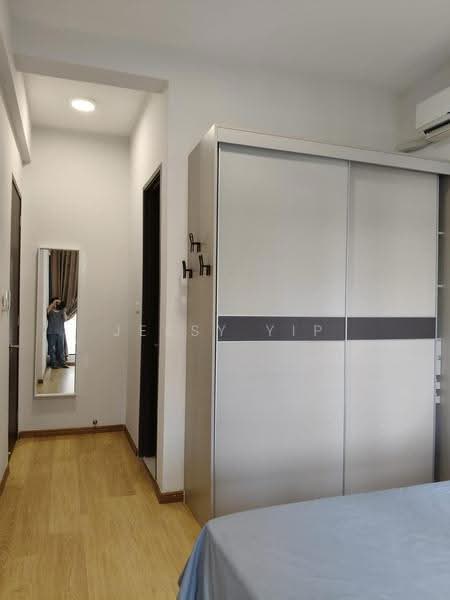 Condominium for Rent at Bay Point @ Country Garden Danga Bay - Jessy Yip - Corridor - PropertyGuru.com.my