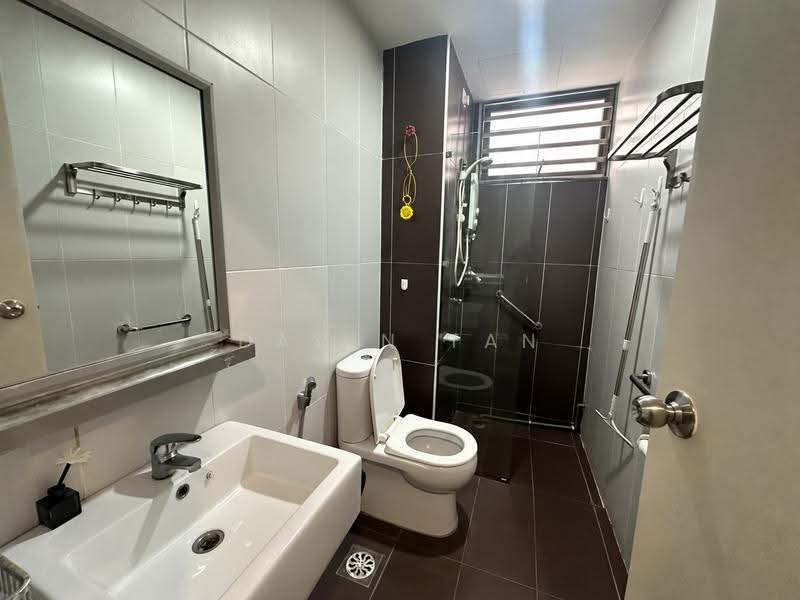 Kediaman Servis untuk Disewa di The Garden Residences - Davin Tan - Bathroom - PropertyGuru.com.my