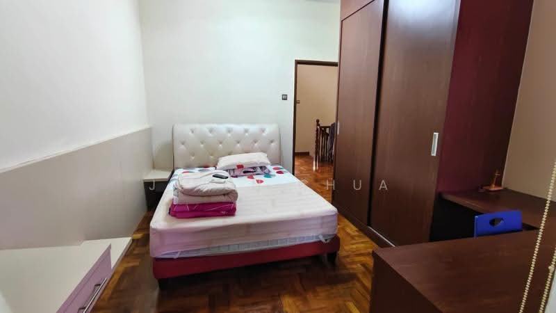 2-storey Terraced House for Sale in Taman Perling (Perling) - Jason Chua - Bedroom - PropertyGuru.com.my