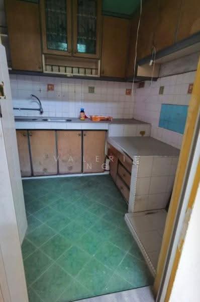 Apartment for Sale at Taman Daya Shop Apartment - Valerie Ng - Kitchen - PropertyGuru.com.my