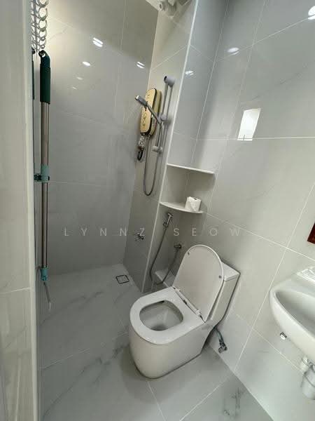 Pangsapuri untuk Disewa di Medan Lumba Kuda - Lynnz Seow - Bathroom - PropertyGuru.com.my