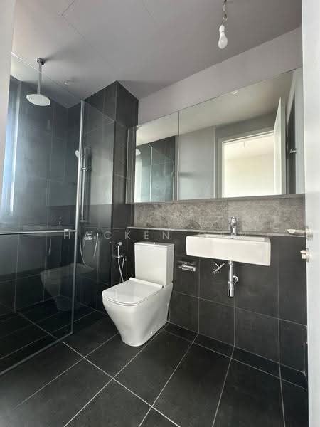 Kondominium untuk Dijual di Aetas Damansara - Hacken Gan - Bathroom - PropertyGuru.com.my