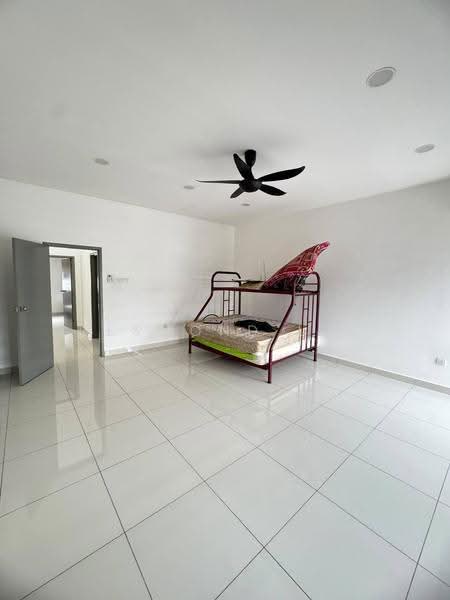 Rumah Teres 2-Tingkat untuk Disewa di Skudai (Johor) - Desmond Lee - Bedroom - PropertyGuru.com.my