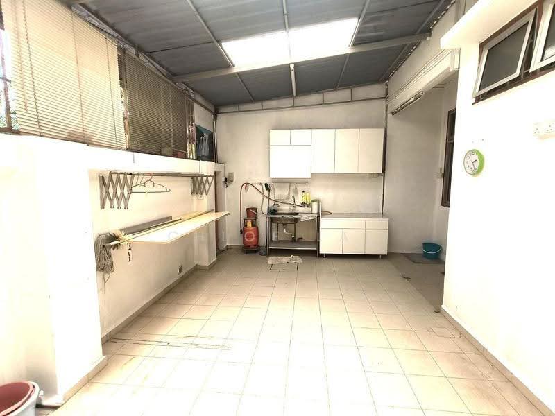 2-storey Terraced House for Sale in Taman Puteri Wangsa (Ulu Tiram) - Chloe Lai - Kitchen - PropertyGuru.com.my
