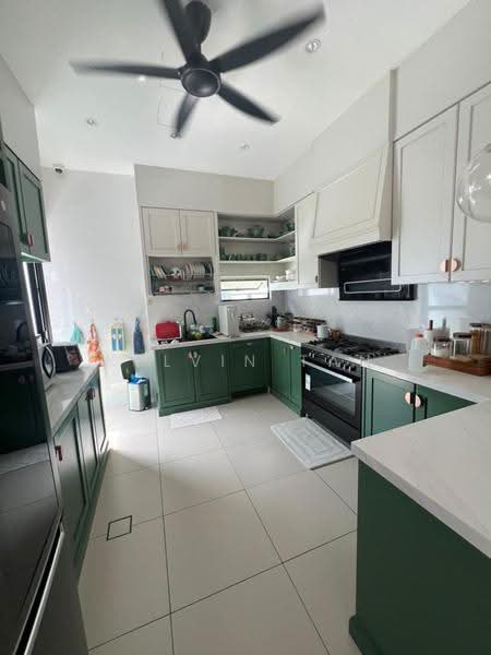 Semi-Detached House for Sale in Setia Alam (Selangor) - Kelvin Tan - Kitchen - PropertyGuru.com.my