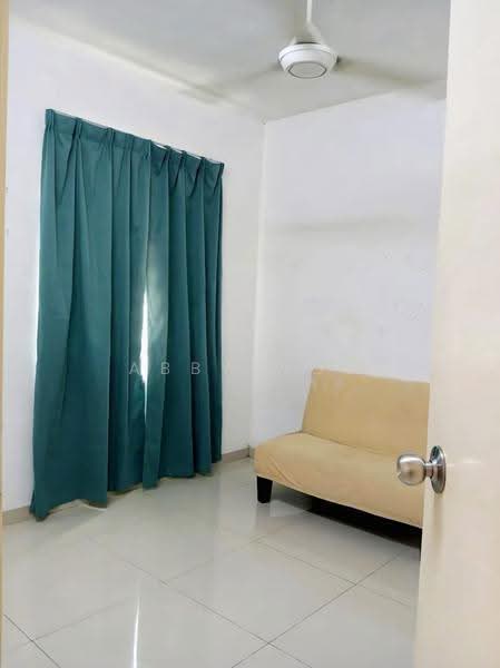 Apartment for Rent at Pangsapuri Sentosa - Abby Woo - Living Room - PropertyGuru.com.my