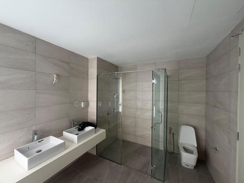 Bungalow House for Sale in Kota Kemuning (Shah Alam) - Chris Lee - Bathroom - PropertyGuru.com.my
