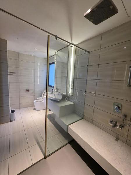Pangsapuri untuk Dijual di Molek Pine 3 - Tien Ming Yeow - Bathroom - PropertyGuru.com.my