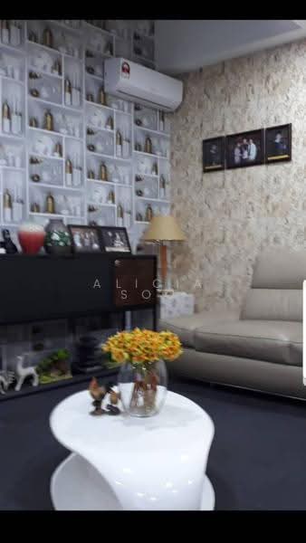 Pejabat untuk Disewa di Damansara Damai (Selangor) - Alicia Soo - Living Room - PropertyGuru.com.my