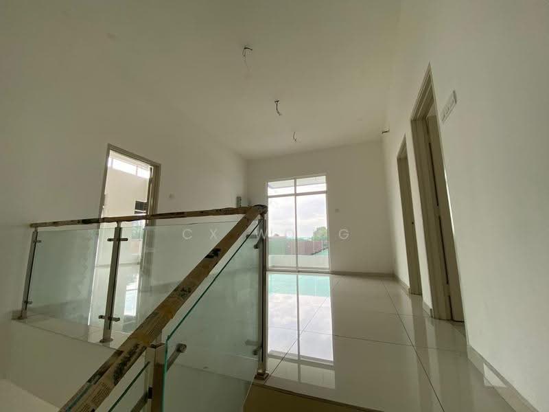 Rumah Berkembar untuk Dijual di Bukit Baru (Melaka) - Cx Wong - Corridor - PropertyGuru.com.my