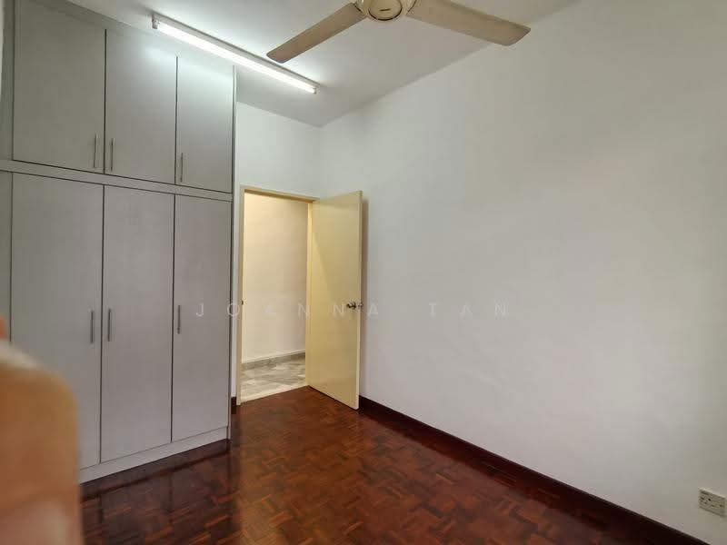 Apartment for Sale at Subang Perdana Goodyear Court 10 - Joanna Tan - Bedroom - PropertyGuru.com.my