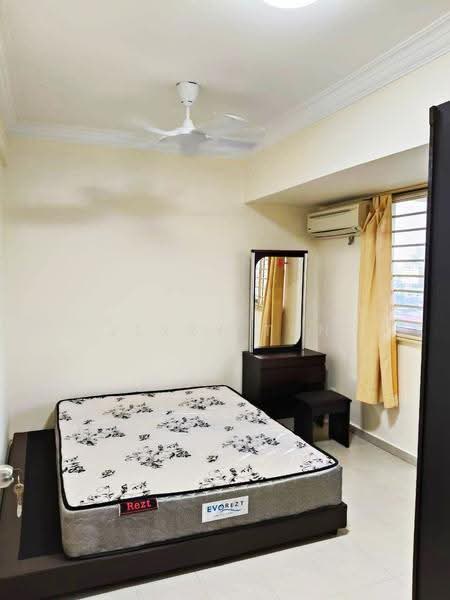 Rumah Flat untuk Disewa di Mutiara Vista - Jerry Tan - Bedroom - PropertyGuru.com.my