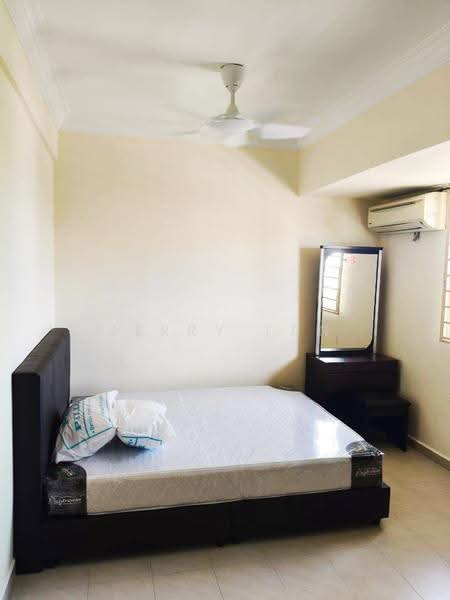 Rumah Flat untuk Disewa di Mutiara Vista - Jerry Tan - Bedroom - PropertyGuru.com.my