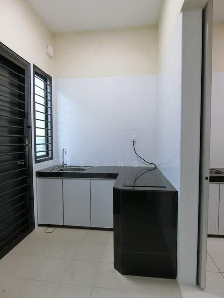 Terraced House for Sale in Taman Glenmarie (Johor Bahru) - SC Ng - Kitchen - PropertyGuru.com.my