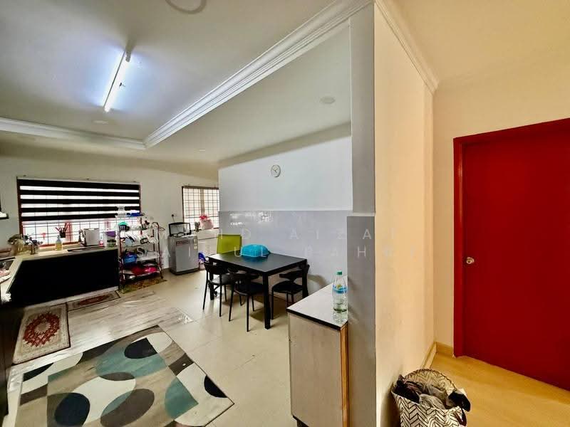 Rumah Teres 2-Tingkat untuk Dijual di Bandar Bukit Puchong 2 (Puchong) - Mohd Aizat Saiful Bahri - Kitchen - PropertyGuru.com.my