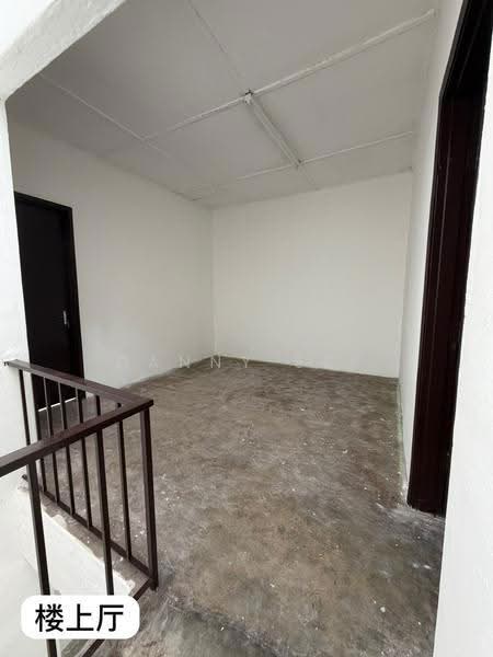 2-storey Terraced House for Sale in Taman Berlian Biru (Kluang) - Danny See - Entrance - PropertyGuru.com.my