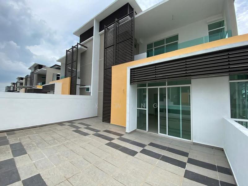 Rumah Berkembar untuk Dijual di Bukit Baru (Melaka) - Cx Wong - Exterior - PropertyGuru.com.my