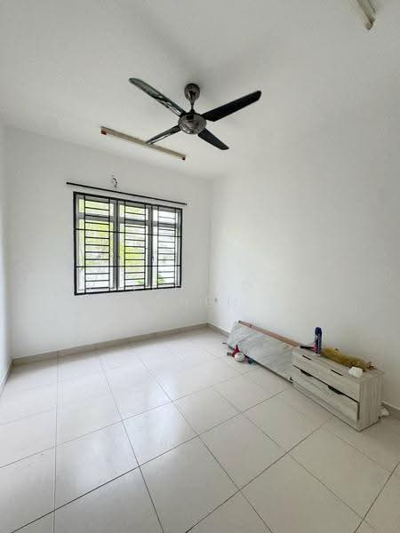 Rumah Teres 2-Tingkat untuk Dijual di Taman Nusa Idaman (Iskandar Puteri (Nusajaya)) - Shieh Long Chen - Living Room - PropertyGuru.com.my
