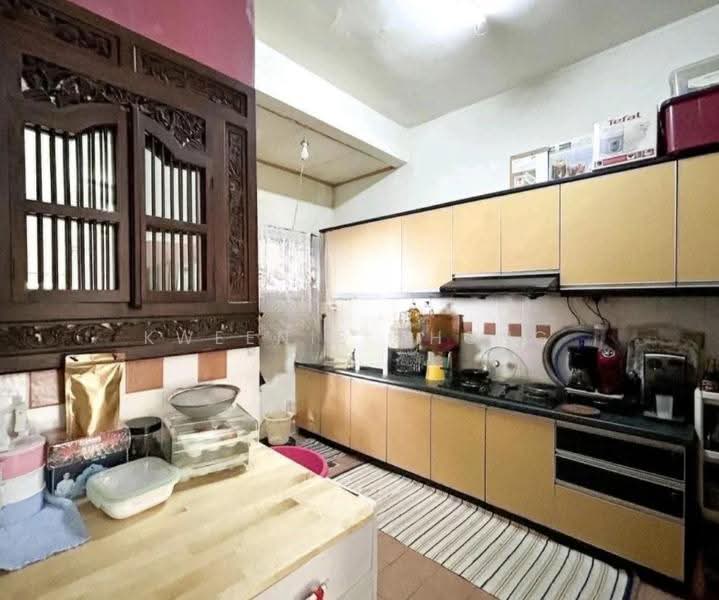 2-storey Terraced House for Sale in Bandar Tun Hussein Onn (Cheras) - Kweenie Chong - Kitchen - PropertyGuru.com.my