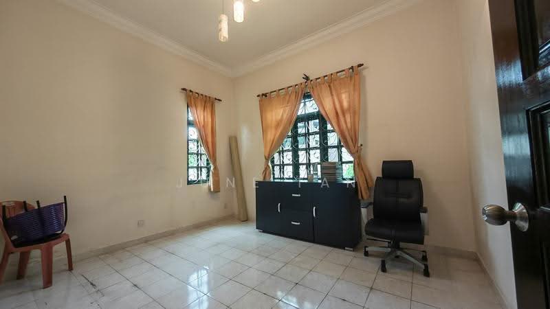 Bungalow House for Sale in Kota Warisan (Sepang) - June Tan - PropertyGuru.com.my