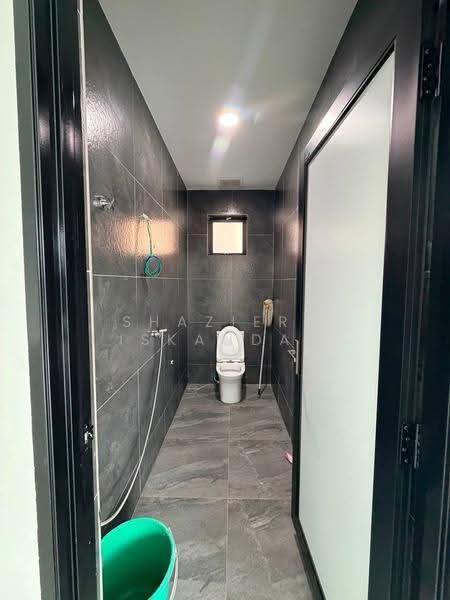Rumah Teres untuk Dijual di Kipark Sri Utara (Batu) - Shaziery Iskandar - Bathroom - PropertyGuru.com.my