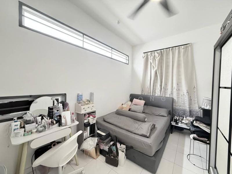 Rumah Teres 2-Tingkat untuk Dijual di Taman Setia Indah (Tebrau) - Daniel Yong - Bedroom - PropertyGuru.com.my