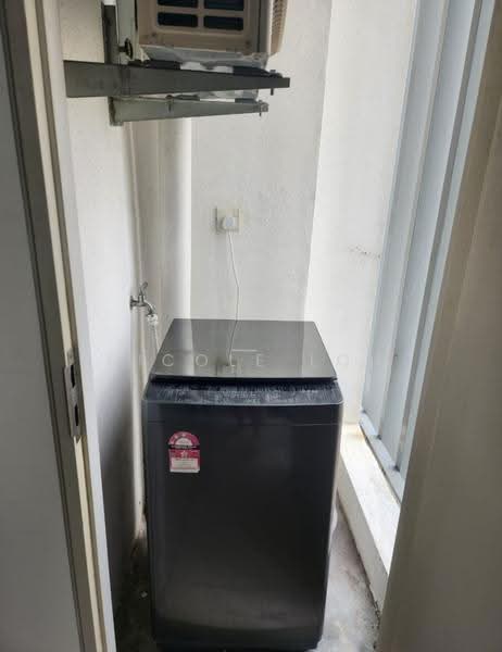 Kondominium untuk Disewa di Vivo Residential Suites - Nicole Loh - Balcony - PropertyGuru.com.my
