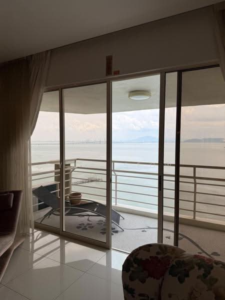Kondominium untuk Disewa di Putra Marine Resort - Lynnz Seow - Balcony - PropertyGuru.com.my
