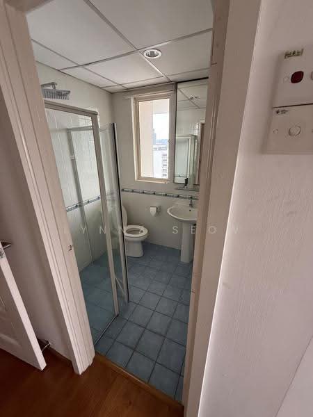 Kondominium untuk Disewa di Putra Marine Resort - Lynnz Seow - Bathroom - PropertyGuru.com.my